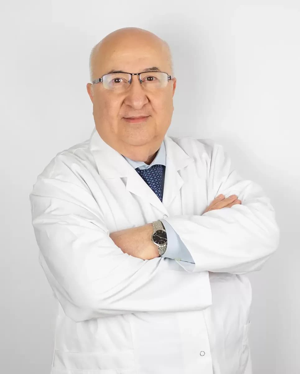 Prof. Dr. Ömer Ferit Saraçoğlu